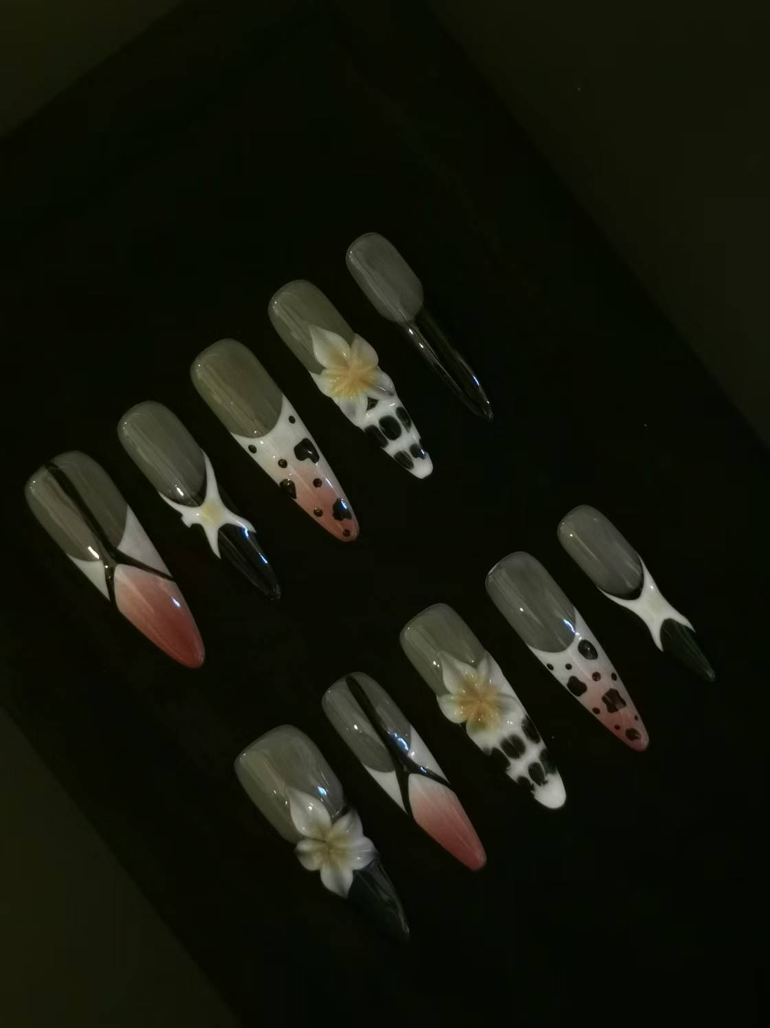 NO:1018 Acrylic 3D Flower Design Autumn Fall animal print Press on nails square coffin stiletto reusable durable trendy 2025
