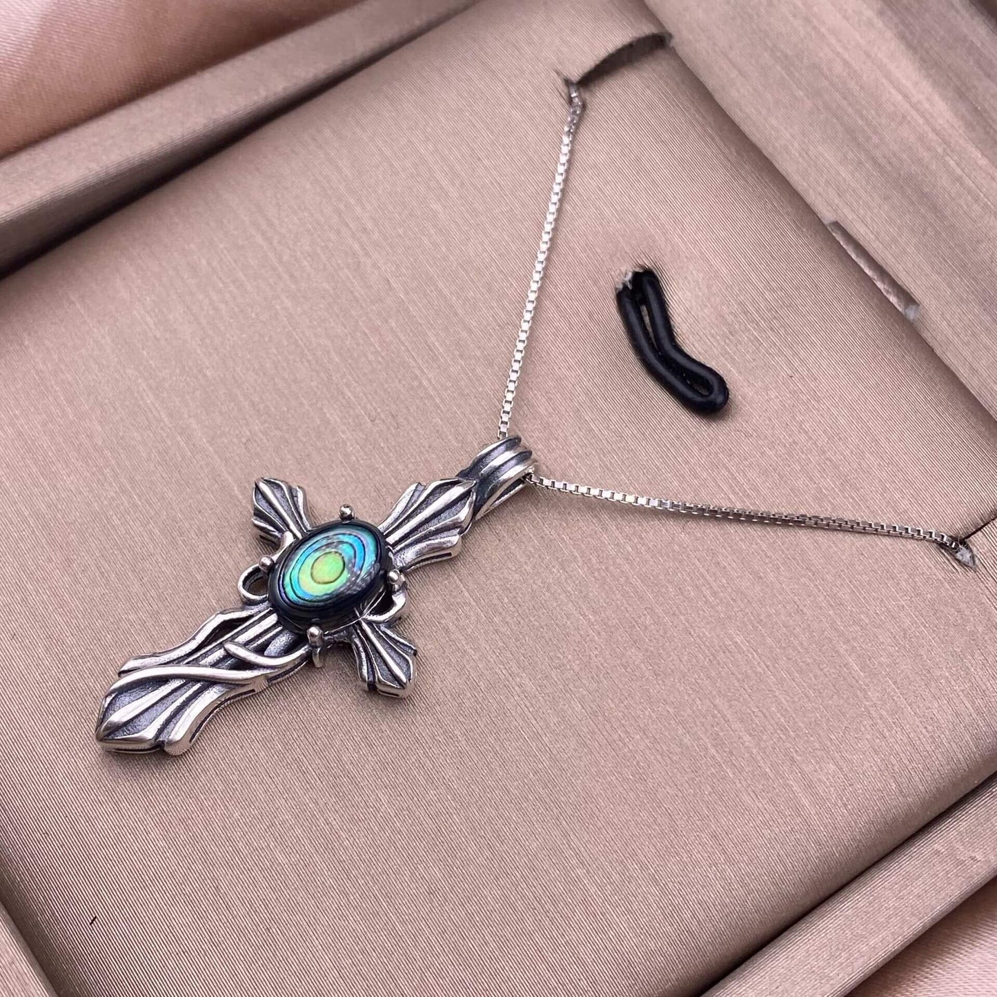 Opal, abalone shell, Larima sea crest stone, grey moonstone, aquamarine, jasper, citrine, turquoise, old waxS925 silver inlaid retro silver cross pendant, aged, personalized and fashionable OL necklace Pendant