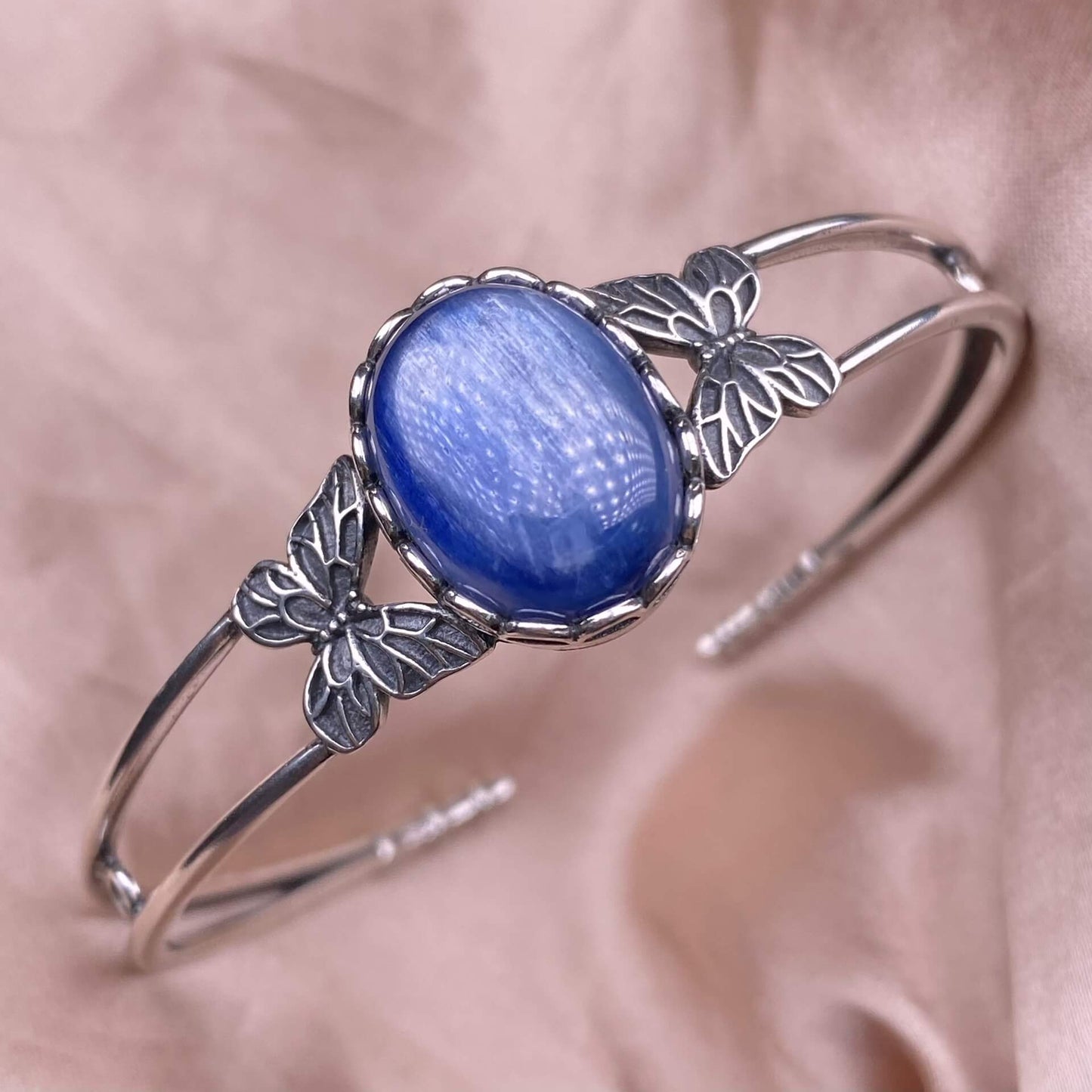 Old wax, green dragon crystal, south red, rose crystal, blue crystal, Peter stone bangle bracelet S925, silver inlaid, retro open bracelet