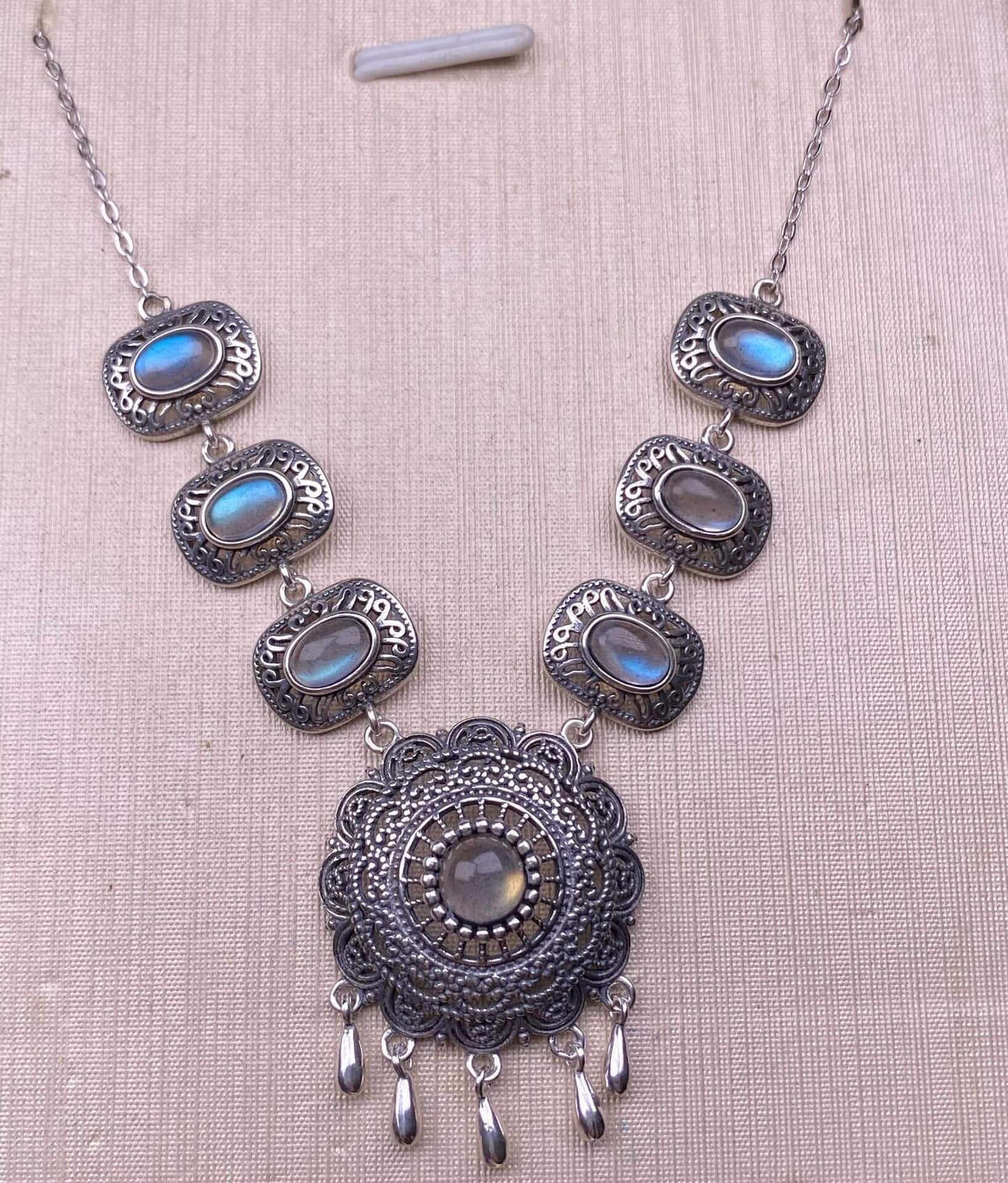 Citrine, black opal, black shell, garnet, purple dragon crystal, moonstone, purple tooth black, red jasper, jasper, golden fortune stone, copper hair crystal, gray moonlight, amethyst, s925 collarbone chain necklace