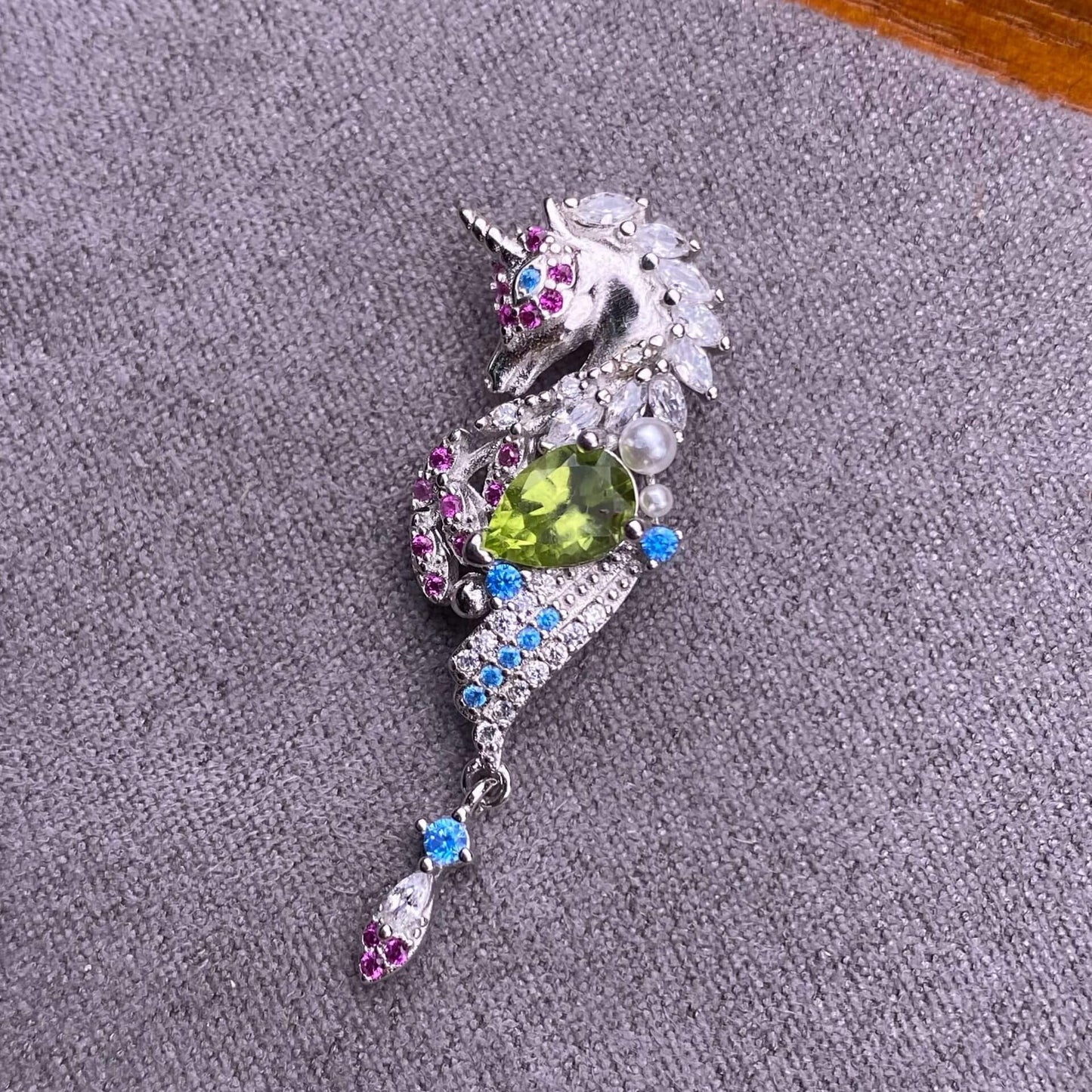 Black Opal Peridot garnet citrine pink topaz S925 silver studded with diamonds, exquisite and dazzling unicorn women's necklace pendant, collarbone chain pendant trendy Jewelry 2005 GMSP4