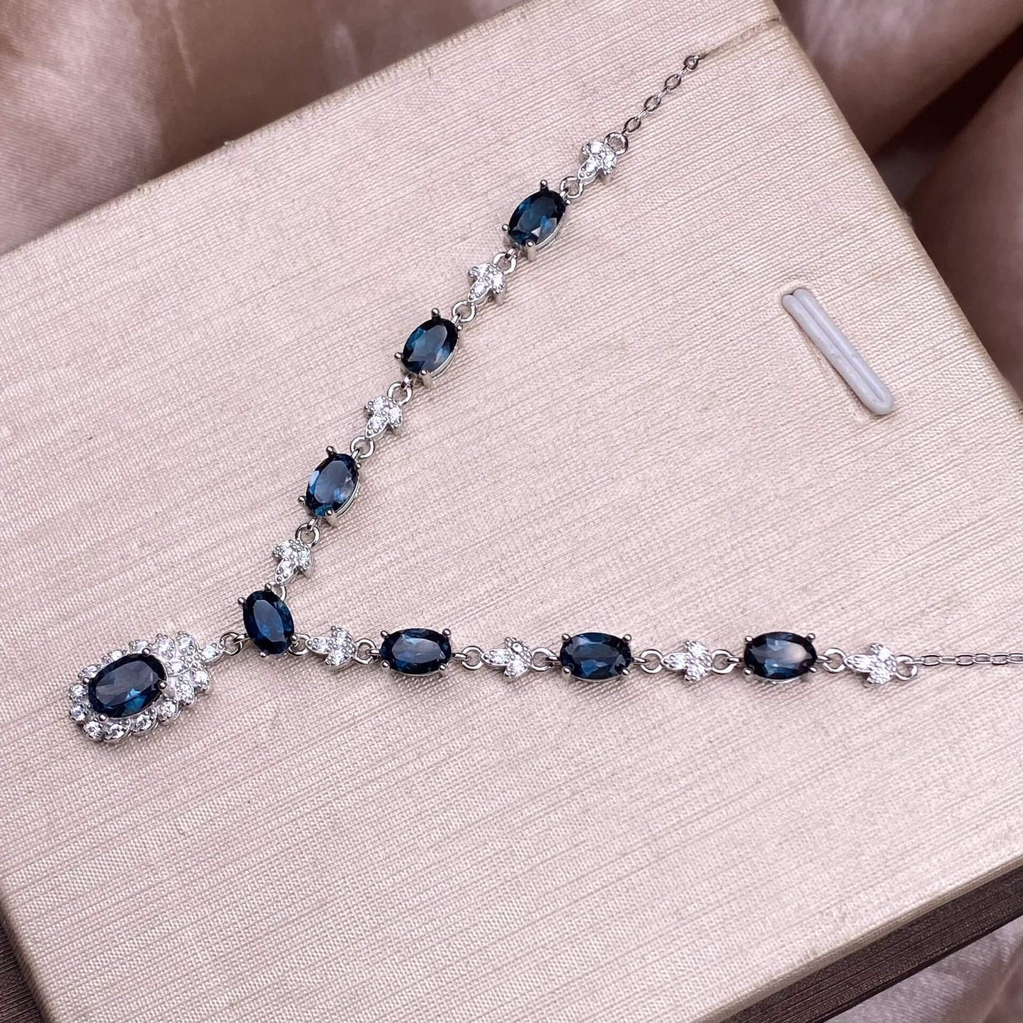 Opal/Black Opal/Turquoise/London blue topaz/Olivine/Garnet/ Hetian jade/Amethyst/Topaz S925 necklace, silver inlaid with full diamonds, exquisite light luxury evening wear chain, Opal collarbone chain, fashionable office lady