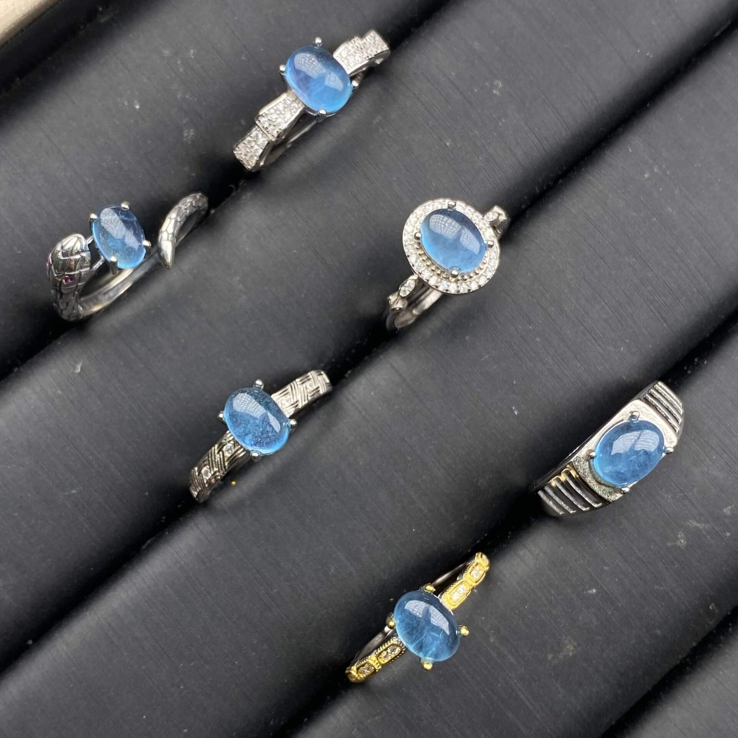 Aquamarine ring s925, silver inlaid retro snake ring, exquisite, full of diamonds, fresh and delicate women's jewelry, simple colored gemstone