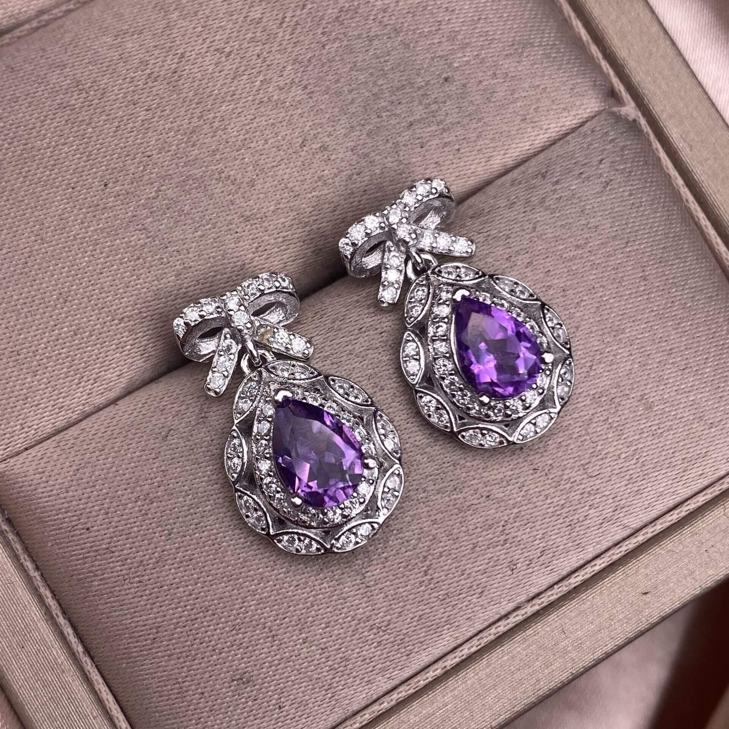 Opal Peridot, citrine, topaz, garnet, amethyst S925 earrings, silver inlaid with Opal, dazzling and uncluttered, fashionable office ladies' niche earrings with a water drop bow