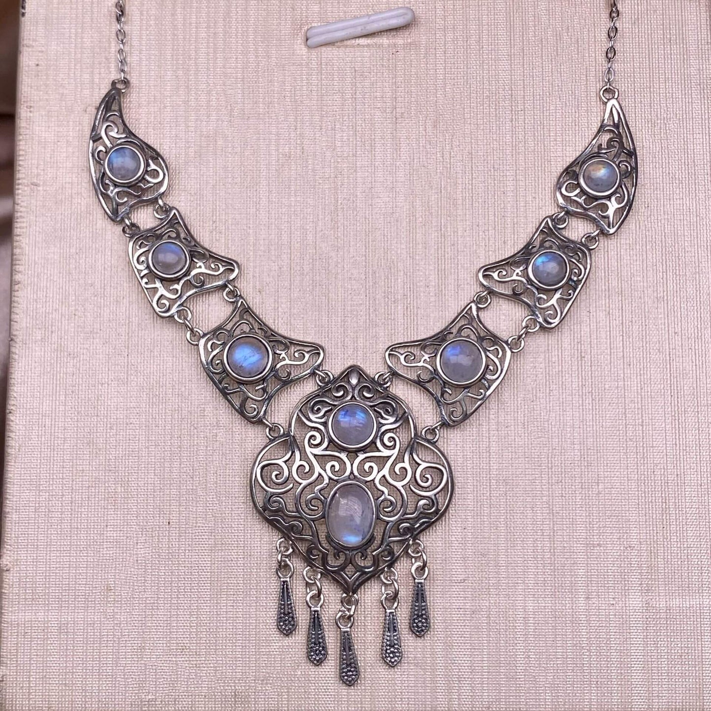 Jin Yun stone, black opal, lapis lazuli, south red stone, moonstone, turquoise S925 necklace, silver inlaid with full diamonds,s925 collarbone chain, silver-encrusted little rabbit children pendant, garnet quality, pure water flawless