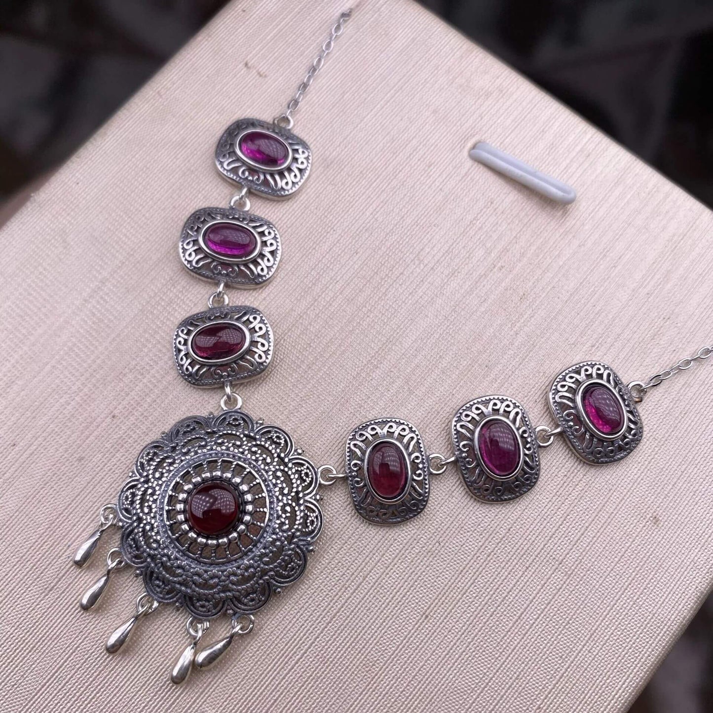 Citrine, black opal, black shell, garnet, purple dragon crystal, moonstone, purple tooth black, red jasper, jasper, golden fortune stone, copper hair crystal, gray moonlight, amethyst, s925 collarbone chain necklace