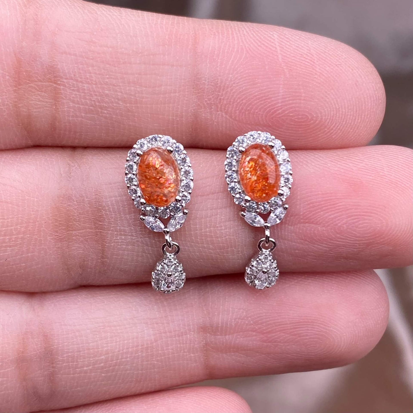 Black Opal Black Shell White Shell Turquoise Purple-toothed black, golden sunstone, garnet  earrings S925, silver inlaid with full diamonds, feather style,  fashionable OL earrings