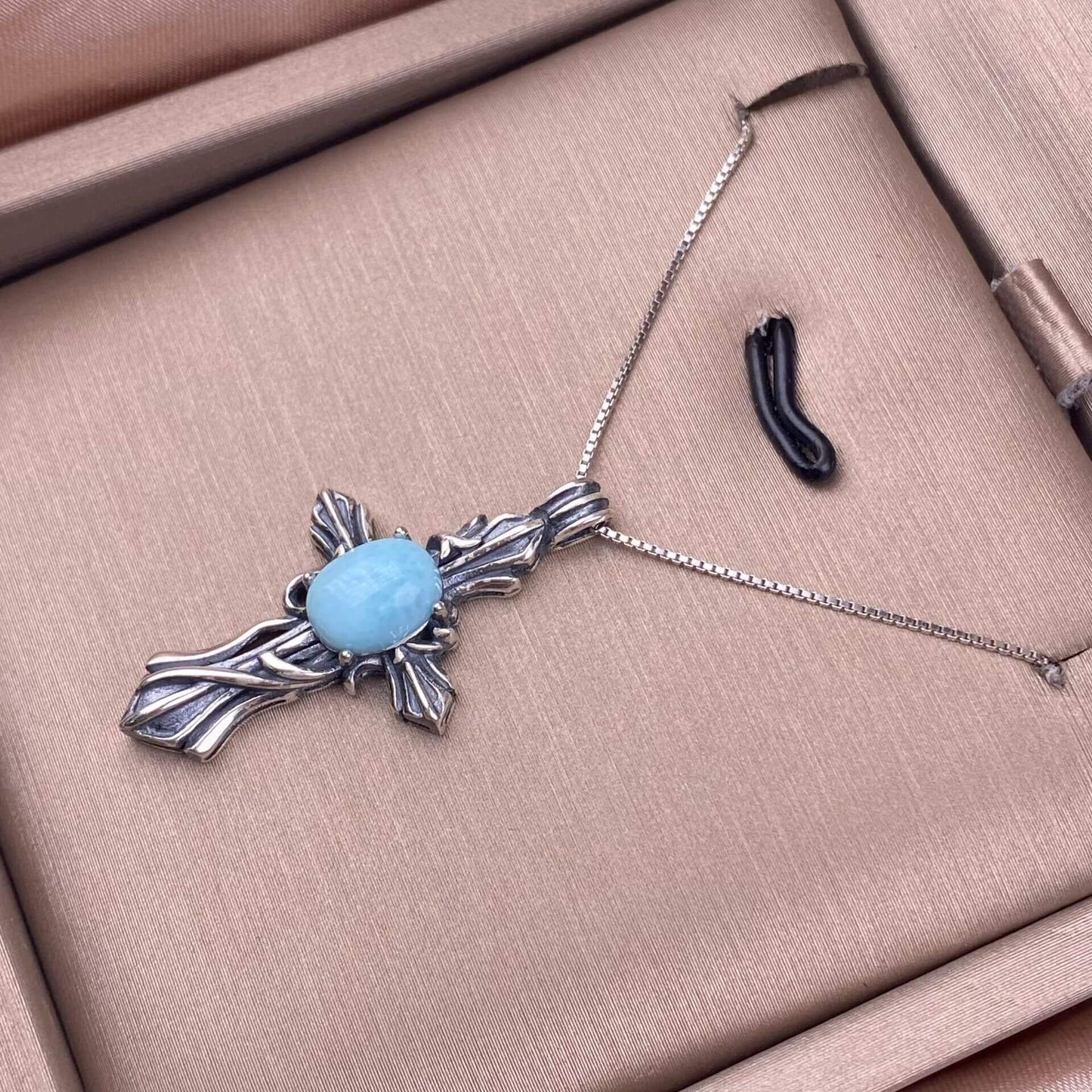 Opal, abalone shell, Larima sea crest stone, grey moonstone, aquamarine, jasper, citrine, turquoise, old waxS925 silver inlaid retro silver cross pendant, aged, personalized and fashionable OL necklace Pendant