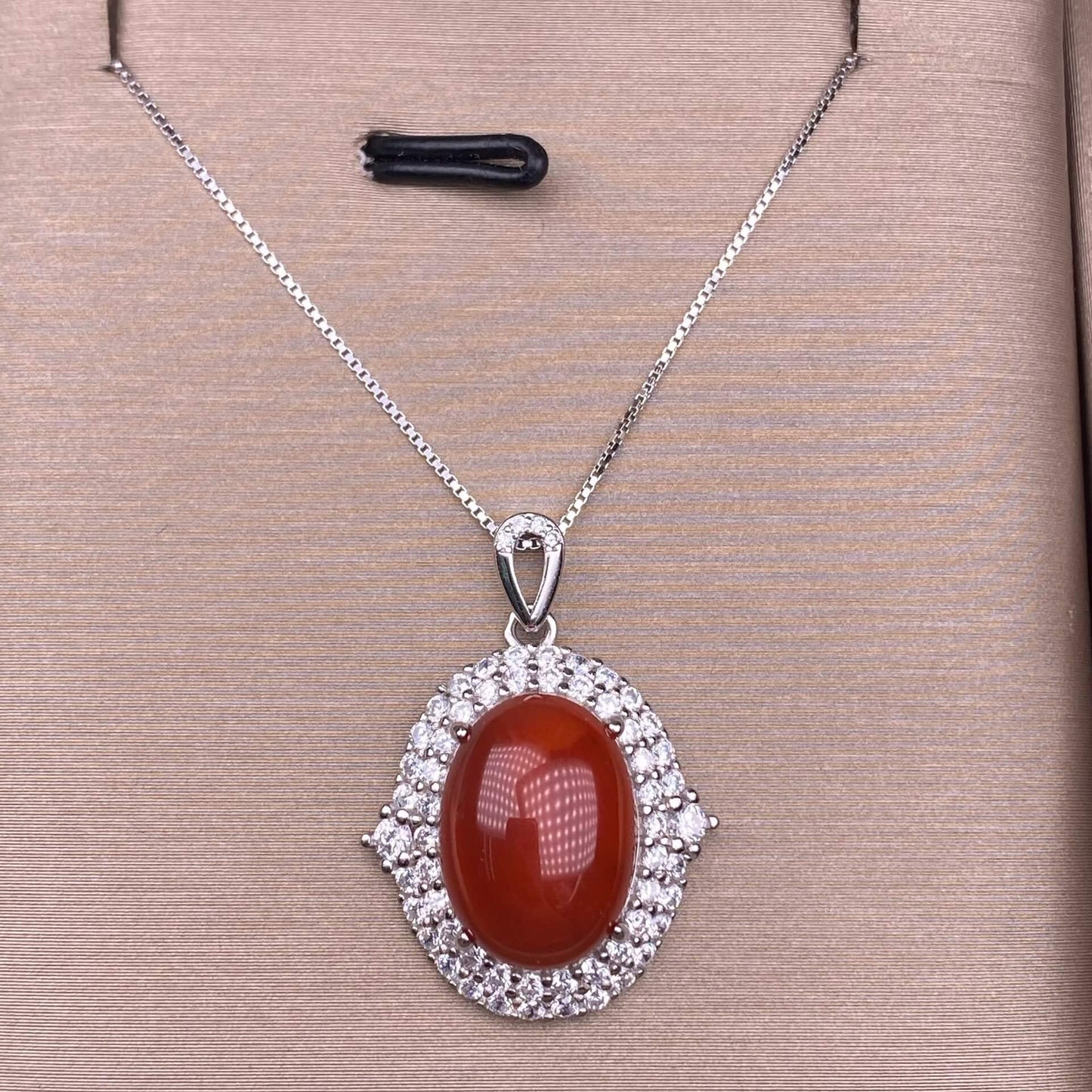 South Red, amethyst, purple dragon crystal, aquamarine pendant s925, silver inlaid with full diamonds, light luxury and exquisite women's collarbone chain pendant, simple and versatile for commuting