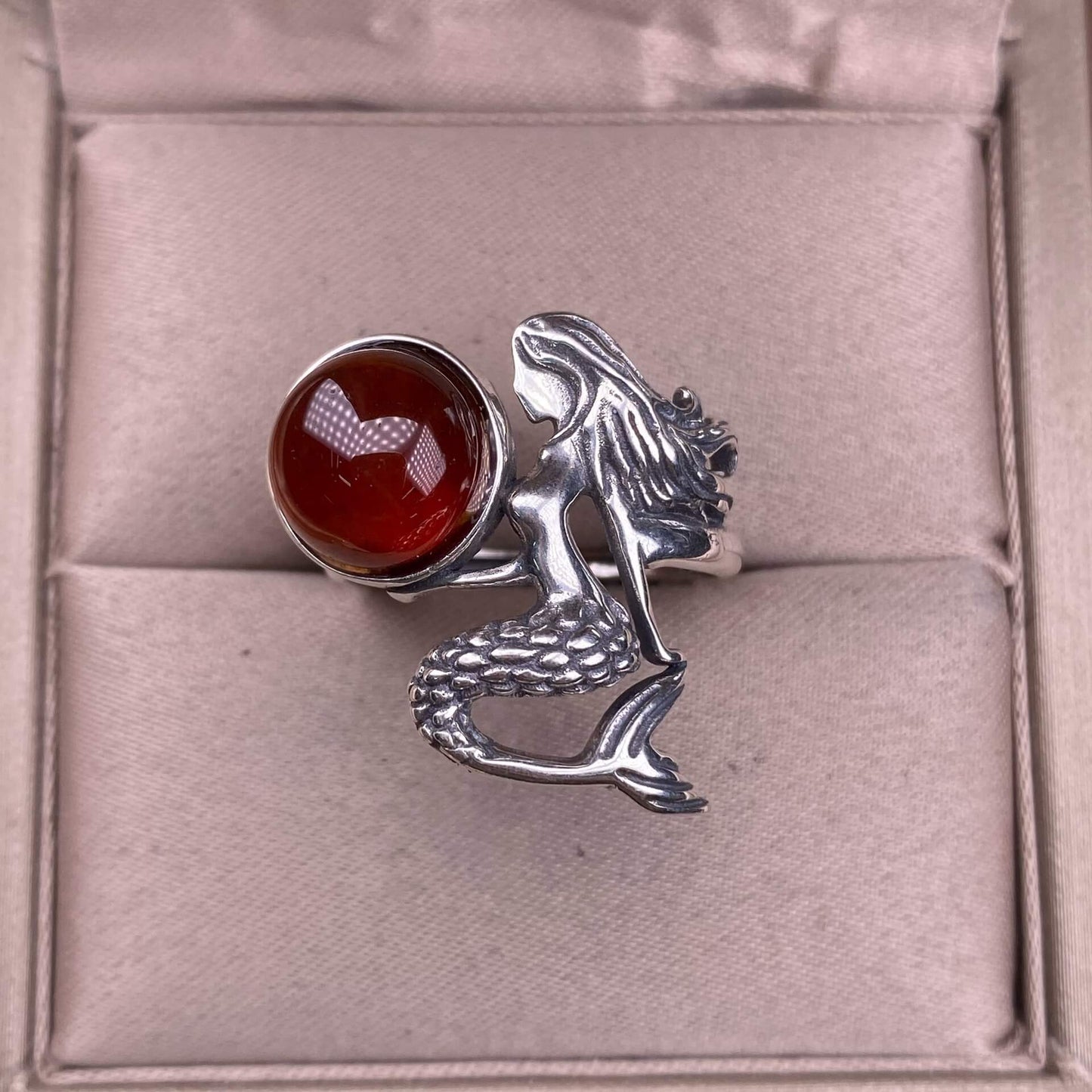 Old wax, amethyst, ghost, garnet, rose quartz golden fortune stone ring S925 in silver, mermaid shaped Silver