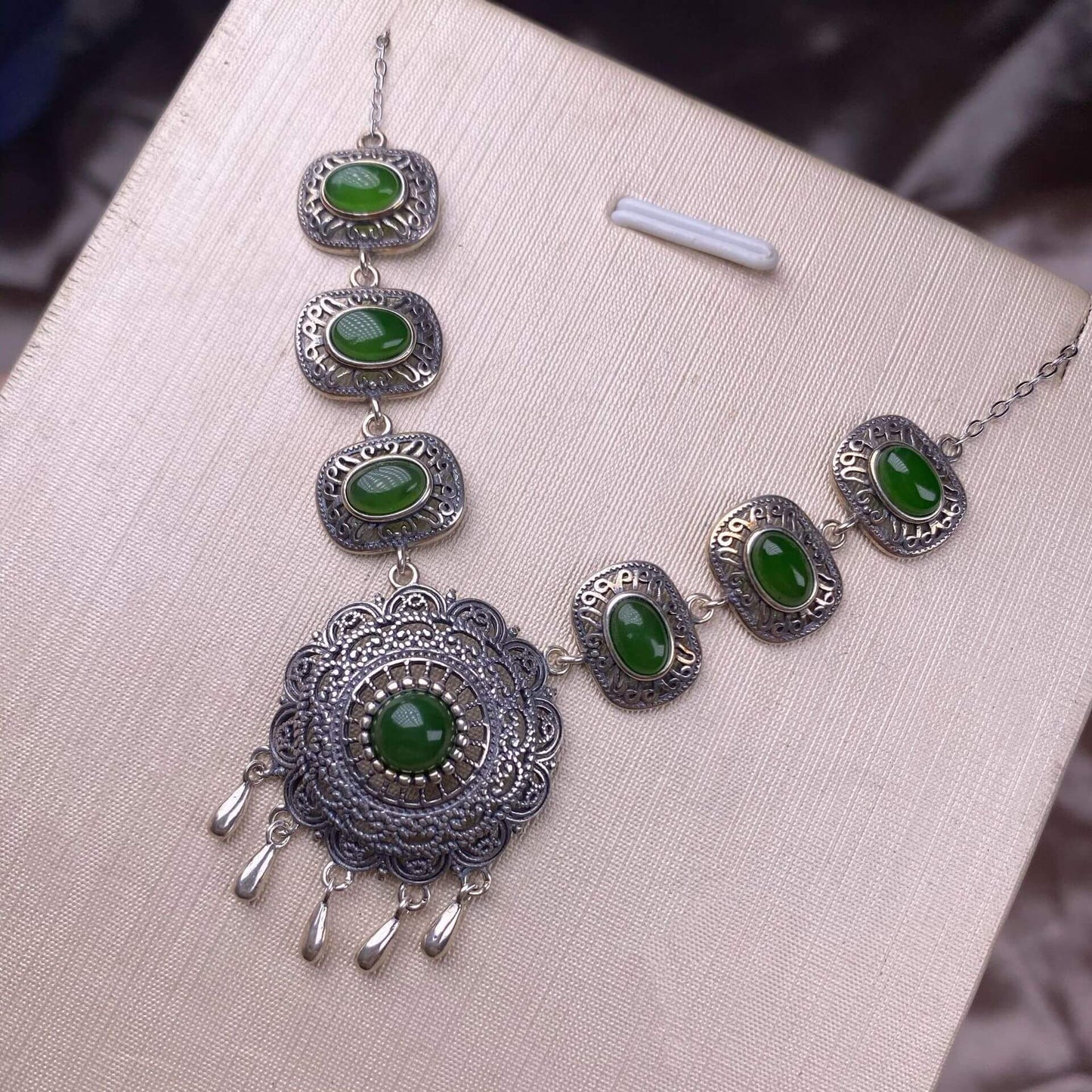 Citrine, black opal, black shell, garnet, purple dragon crystal, moonstone, purple tooth black, red jasper, jasper, golden fortune stone, copper hair crystal, gray moonlight, amethyst, s925 collarbone chain necklace