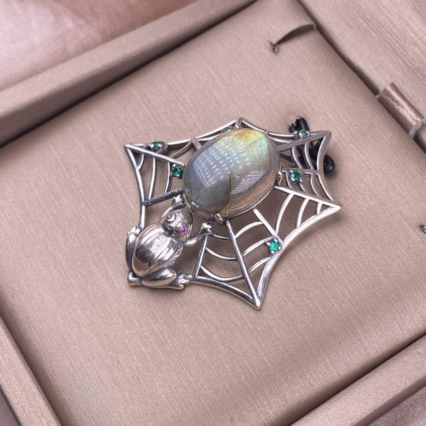 Grey moonstone, lapis lazuli, blue moonstone pendant S925 silver inlaid retro butterfly necklace pendant (Copy)