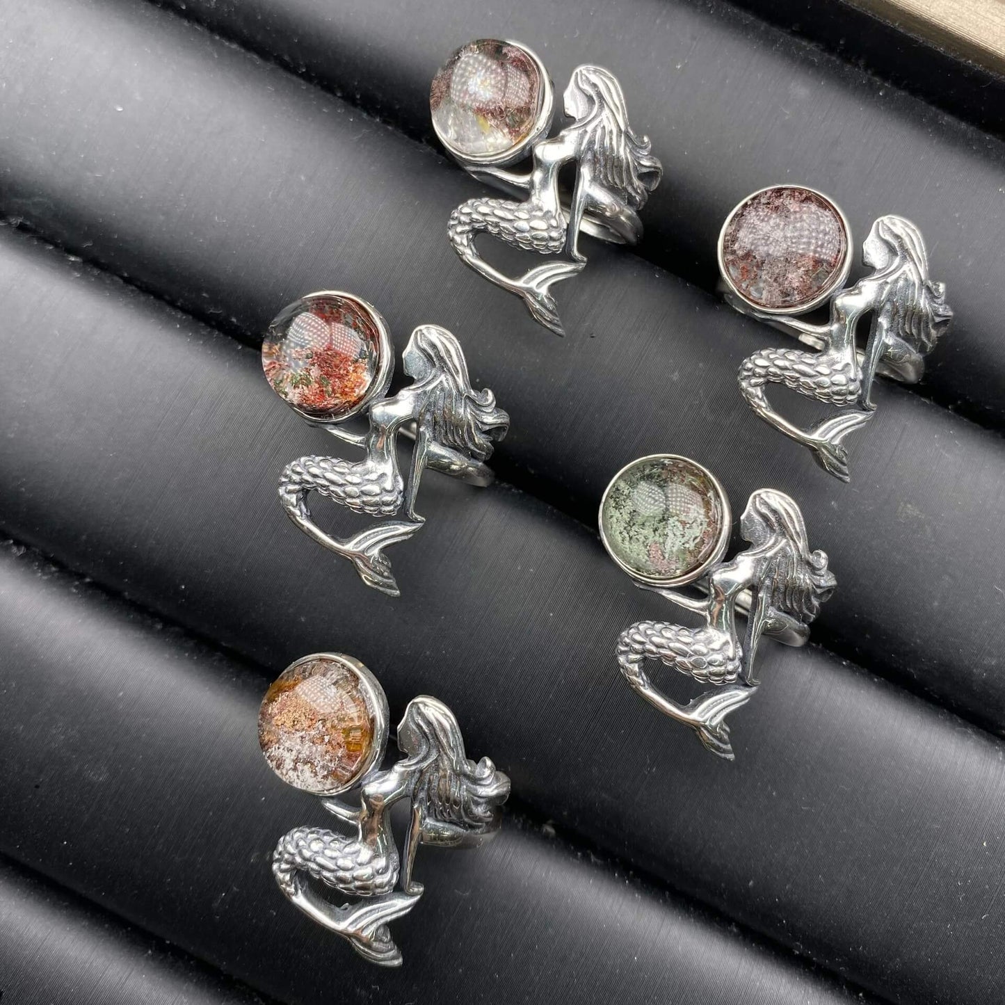 Old wax, amethyst, ghost, garnet, rose quartz golden fortune stone ring S925 in silver, mermaid shaped Silver