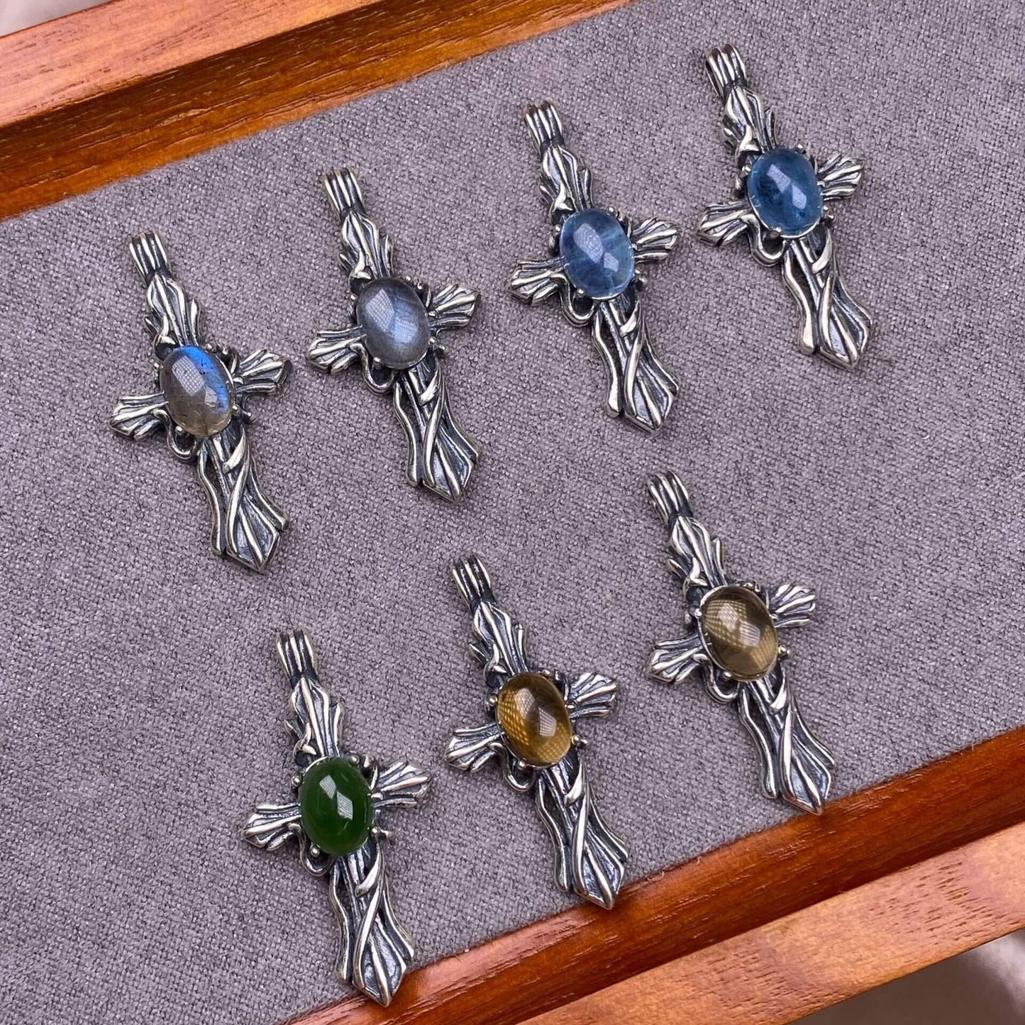 Opal, abalone shell, Larima sea crest stone, grey moonstone, aquamarine, jasper, citrine, turquoise, old waxS925 silver inlaid retro silver cross pendant, aged, personalized and fashionable OL necklace Pendant