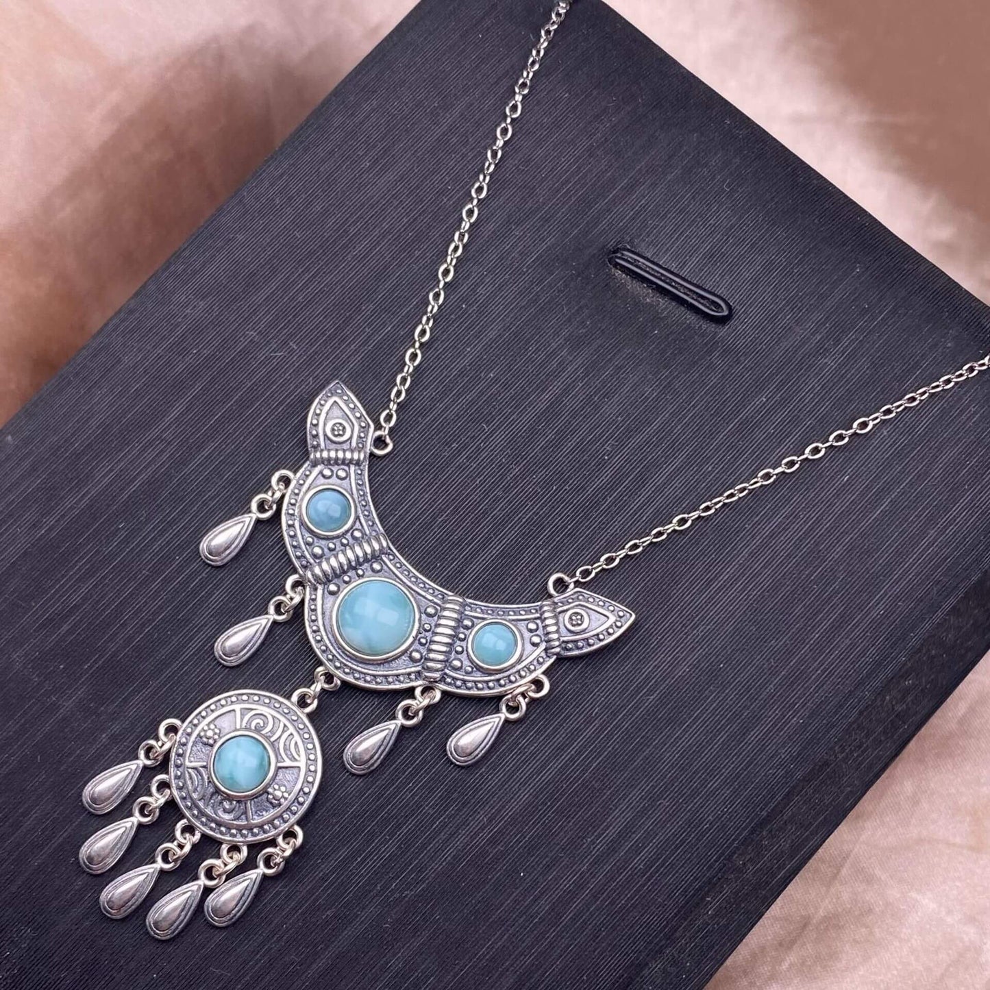 Nanjiang carnelian Aquamarine, sea crest stone, lapis lazuli S925 necklace, silver inlaid with full diamonds,s925 collarbone chain, silver-encrusted little rabbit children pendant, garnet quality, pure water flawless