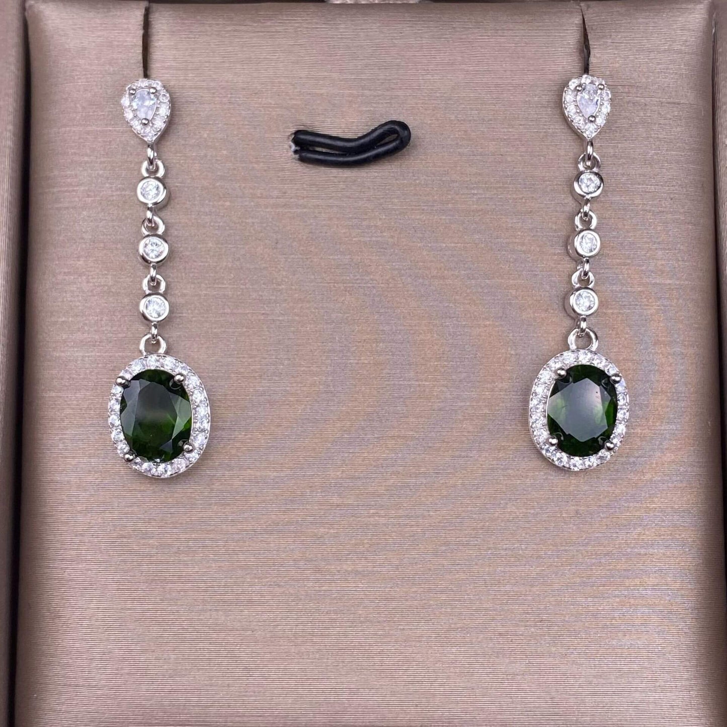 Old wax, garnet, blue topaz, citrine, amethyst, diopside, Swiss blue topaz, peridot, black opal, opal earrings S925