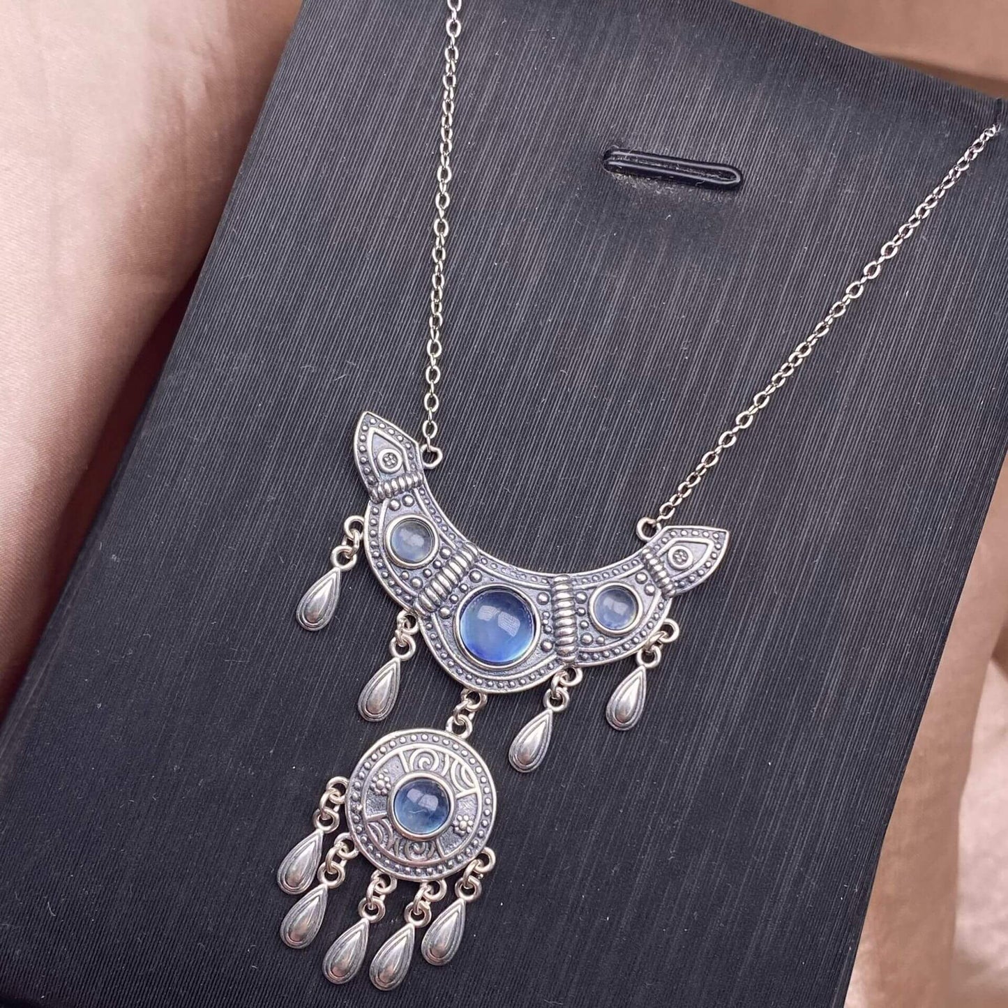 Nanjiang carnelian Aquamarine, sea crest stone, lapis lazuli S925 necklace, silver inlaid with full diamonds,s925 collarbone chain, silver-encrusted little rabbit children pendant, garnet quality, pure water flawless