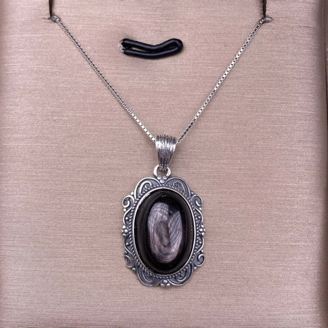 Amethyst, golden stone, purple dragon crystal, Nanhong, Hetian jade S925 silver inlaid retro silver cross pendant, aged, personalized and fashionable OL necklace, dazzling and uncluttered trendy Jewelry 2005