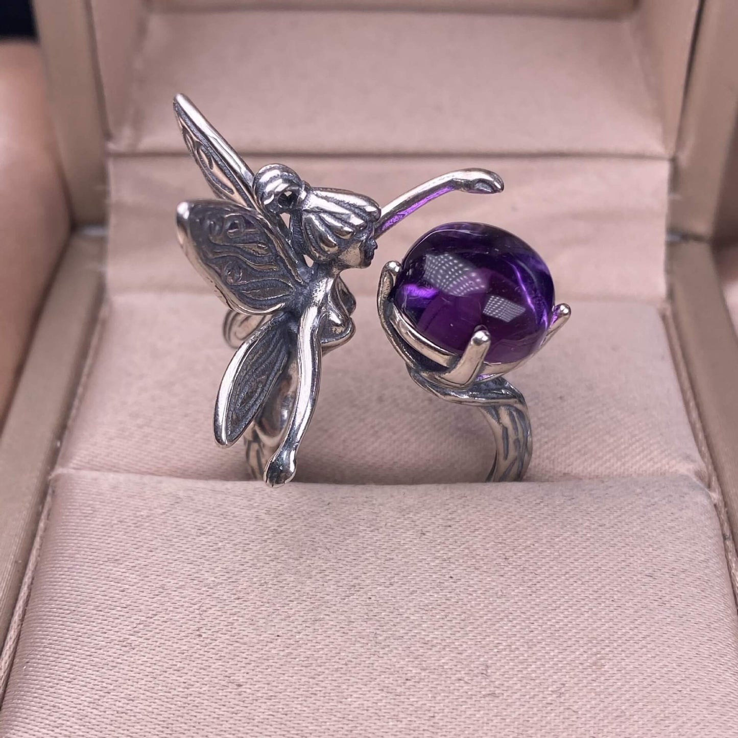 Nanhong stone, amethyst, turquoise, amethyst, ghost stone, golden fortune stone, garnet S925 in silveThe S925 silver grey moonstone ring, set with retro silver, is a new  women's colored gemstone crystal jewelry