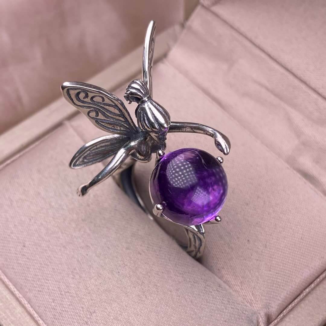 Nanhong stone, amethyst, turquoise, amethyst, ghost stone, golden fortune stone, garnet S925 in silveThe S925 silver grey moonstone ring, set with retro silver, is a new  women's colored gemstone crystal jewelry