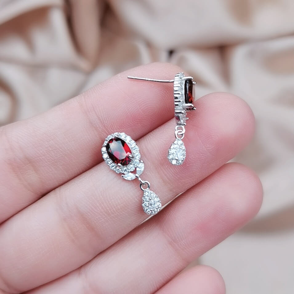 Black Opal Black Shell White Shell Turquoise Purple-toothed black, golden sunstone, garnet  earrings S925, silver inlaid with full diamonds, feather style,  fashionable OL earrings