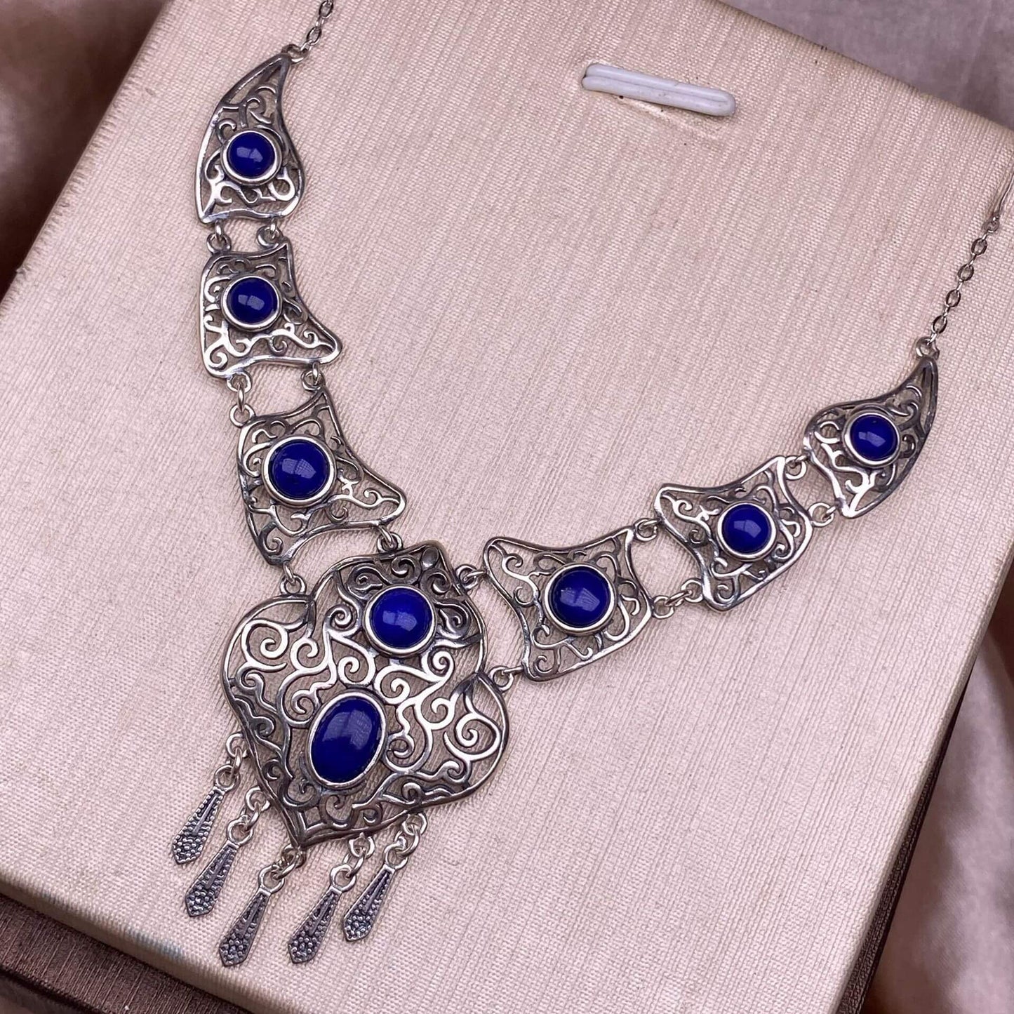Jin Yun stone, black opal, lapis lazuli, south red stone, moonstone, turquoise S925 necklace, silver inlaid with full diamonds,s925 collarbone chain, silver-encrusted little rabbit children pendant, garnet quality, pure water flawless