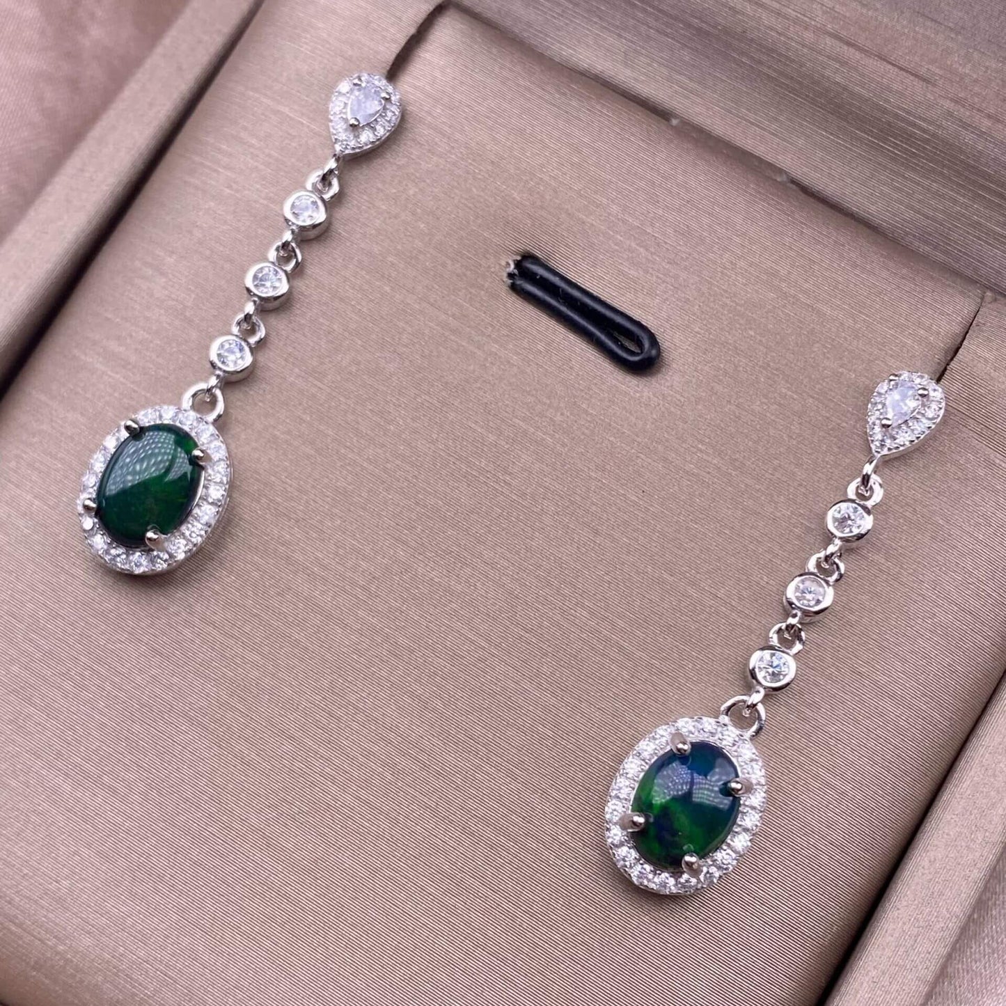 Old wax, garnet, blue topaz, citrine, amethyst, diopside, Swiss blue topaz, peridot, black opal, opal earrings S925