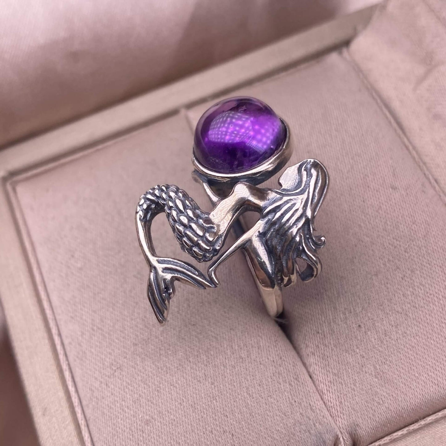 Old wax, amethyst, ghost, garnet, rose quartz golden fortune stone ring S925 in silver, mermaid shaped Silver
