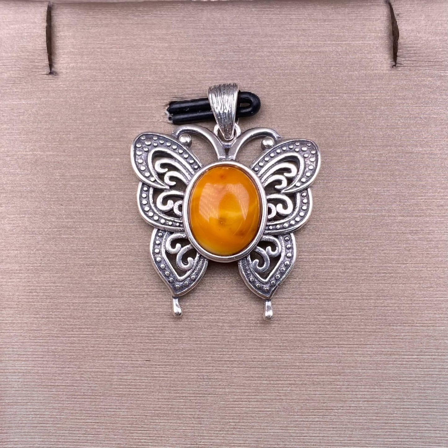 Lalima sea Pattern Stone Rose quartz, blue moonstone, aquamarine, old wax, flower amber, amethyst, turquoise, Hetian jade, grape stone pendant S925 silver inlaid retro butterfly necklace pendant