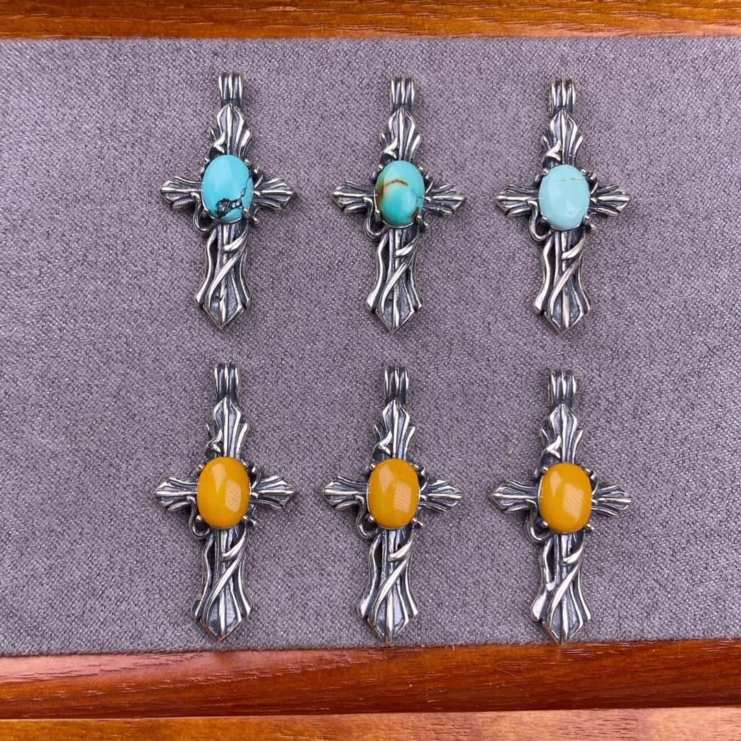 Opal, abalone shell, Larima sea crest stone, grey moonstone, aquamarine, jasper, citrine, turquoise, old waxS925 silver inlaid retro silver cross pendant, aged, personalized and fashionable OL necklace Pendant