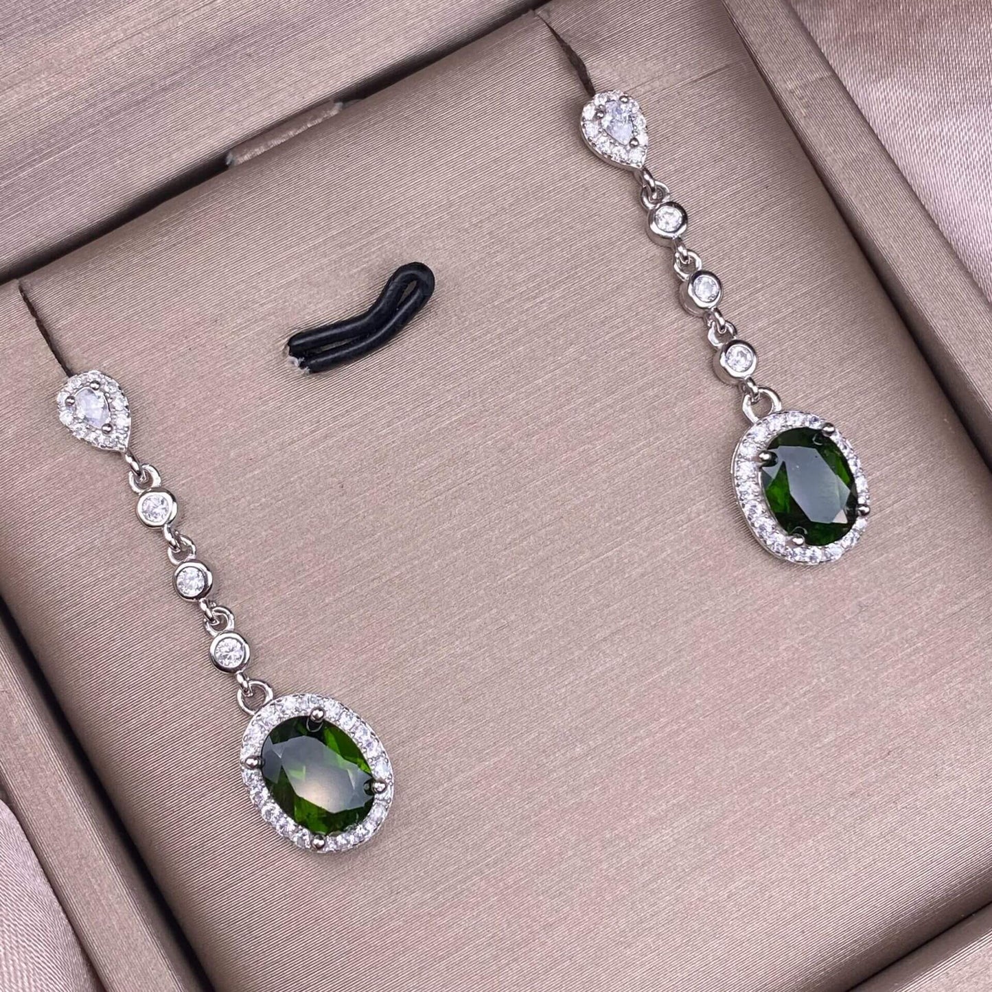 Old wax, garnet, blue topaz, citrine, amethyst, diopside, Swiss blue topaz, peridot, black opal, opal earrings S925