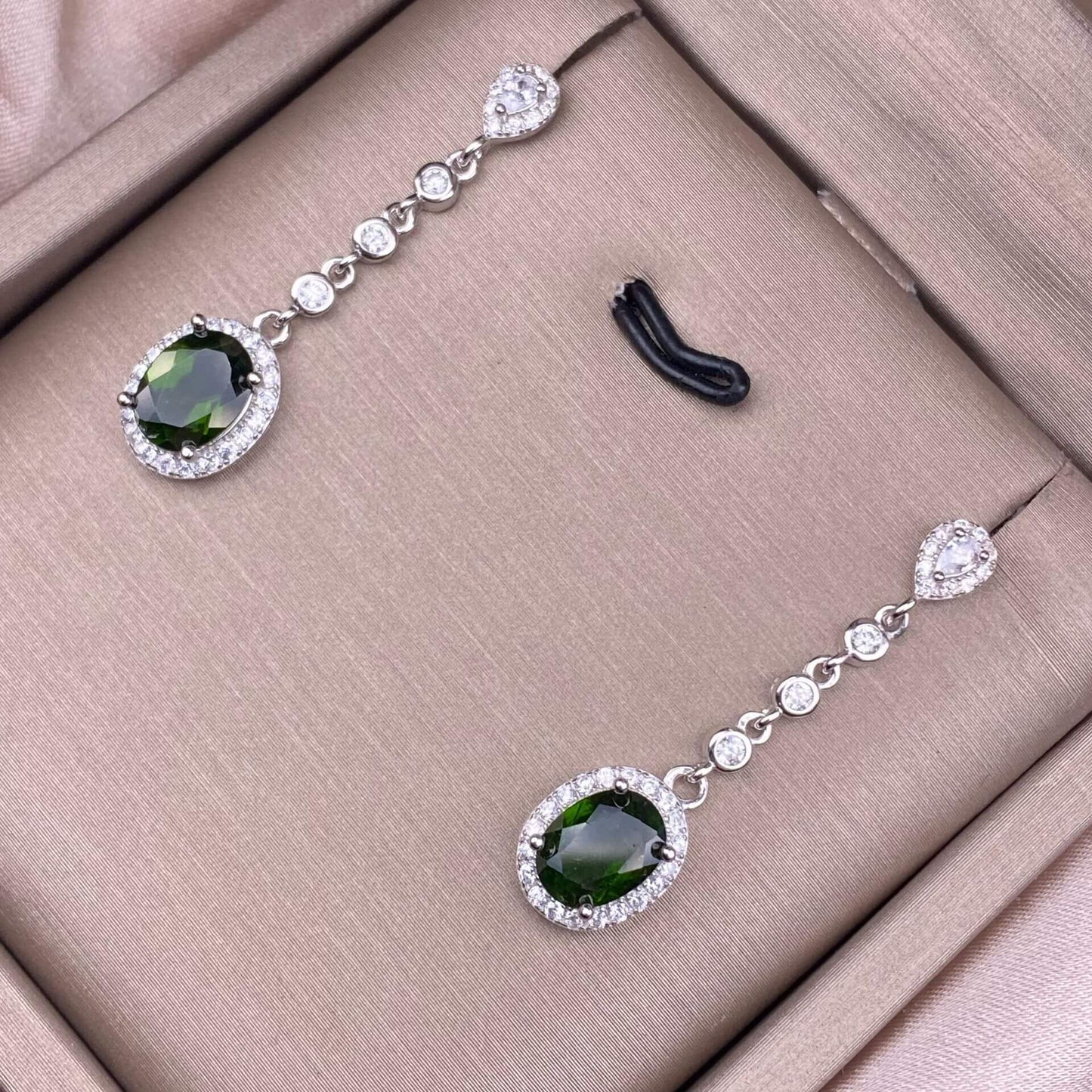 Old wax, garnet, blue topaz, citrine, amethyst, diopside, Swiss blue topaz, peridot, black opal, opal earrings S925