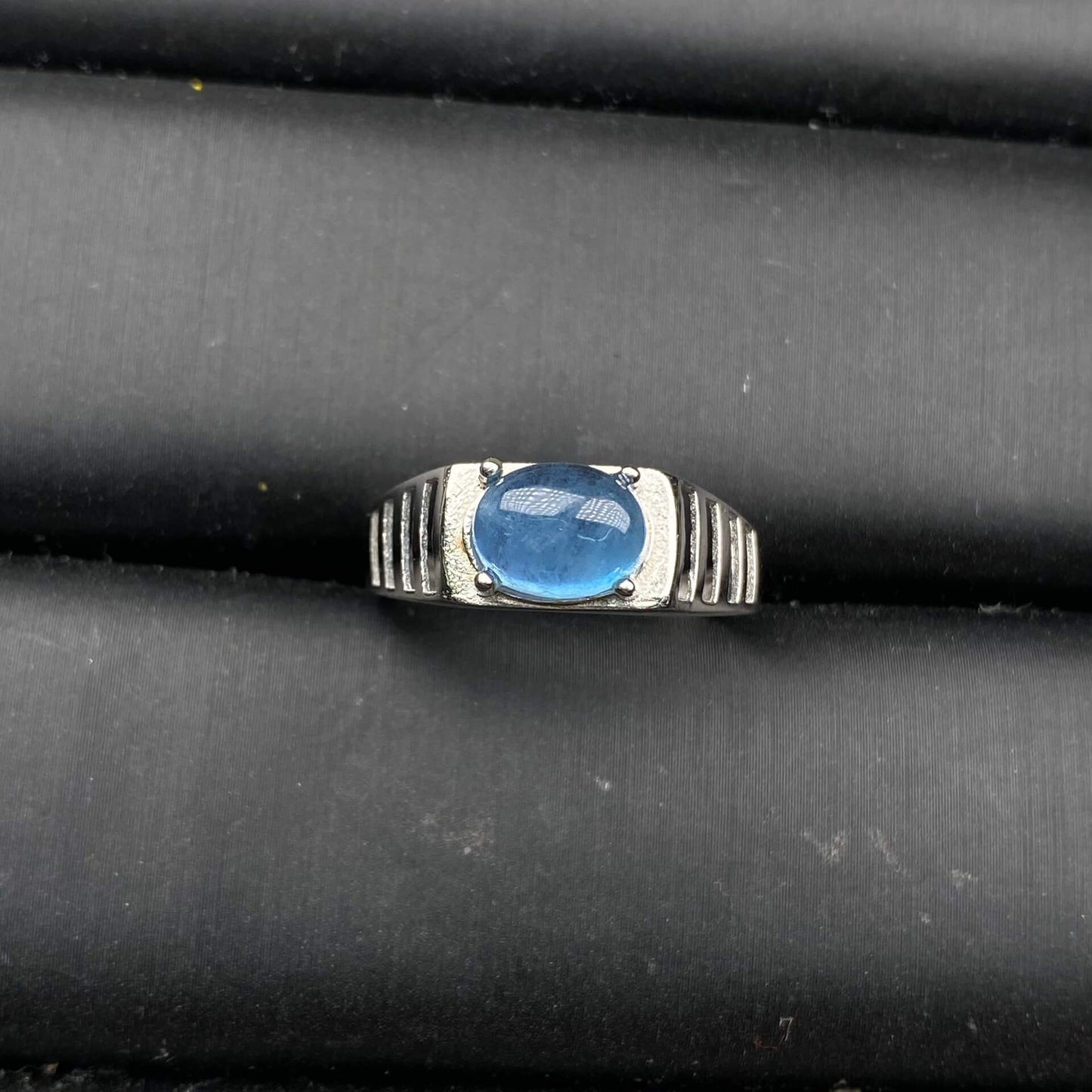 Aquamarine ring s925, silver inlaid retro snake ring, exquisite, full of diamonds, fresh and delicate women's jewelry, simple colored gemstone