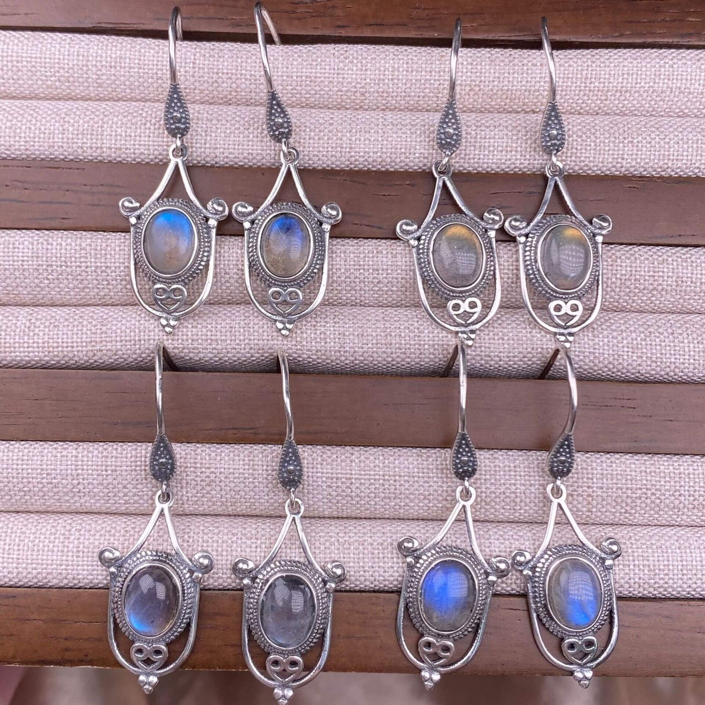 Old wax, cut garnet, round garnet, grape stone, opal, flower amber, tea crystal, grey moonstone, turquoise, aquamarine, ghost stone, sea pattern stone, amethyst earrings S925, silver inlaid exquisite and light luxury women's earrings