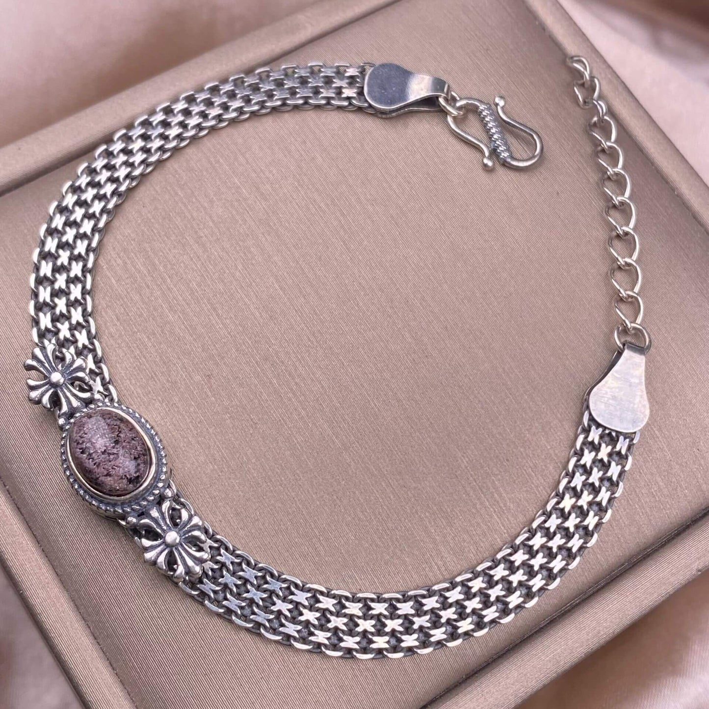 Ghost Amber Sea pattern stone, grape stone, Golden Sun, blue crystal stone, abalone shell, old wax, purple dragon crystal, black opal, golden fortune stone, yellow crystal, opal Bracelet S925 silver inlaid retro silver jewelry Wide Tank Chain