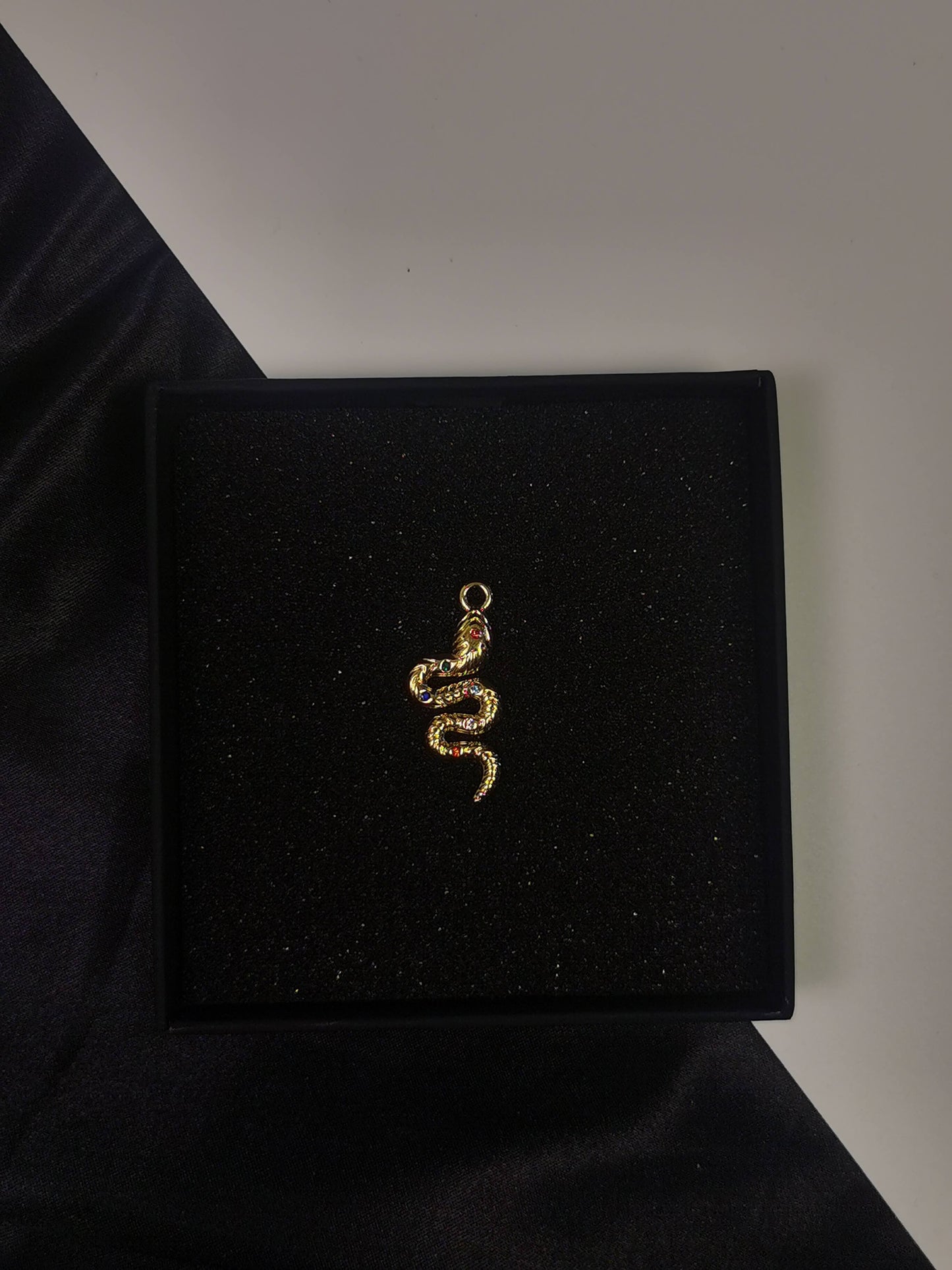 Animal element Pendant 18k gold-plated Titanium Steel Trendy Jewelry 2025 GMJP1A