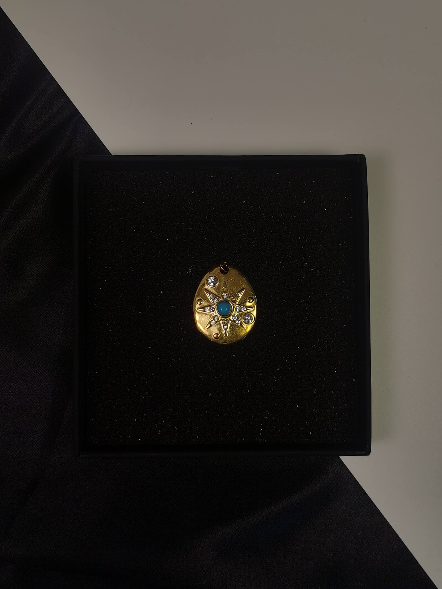 Coin element Pendant 18k gold-plated Titanium Steel Trendy Jewelry 2025 GMJP4C