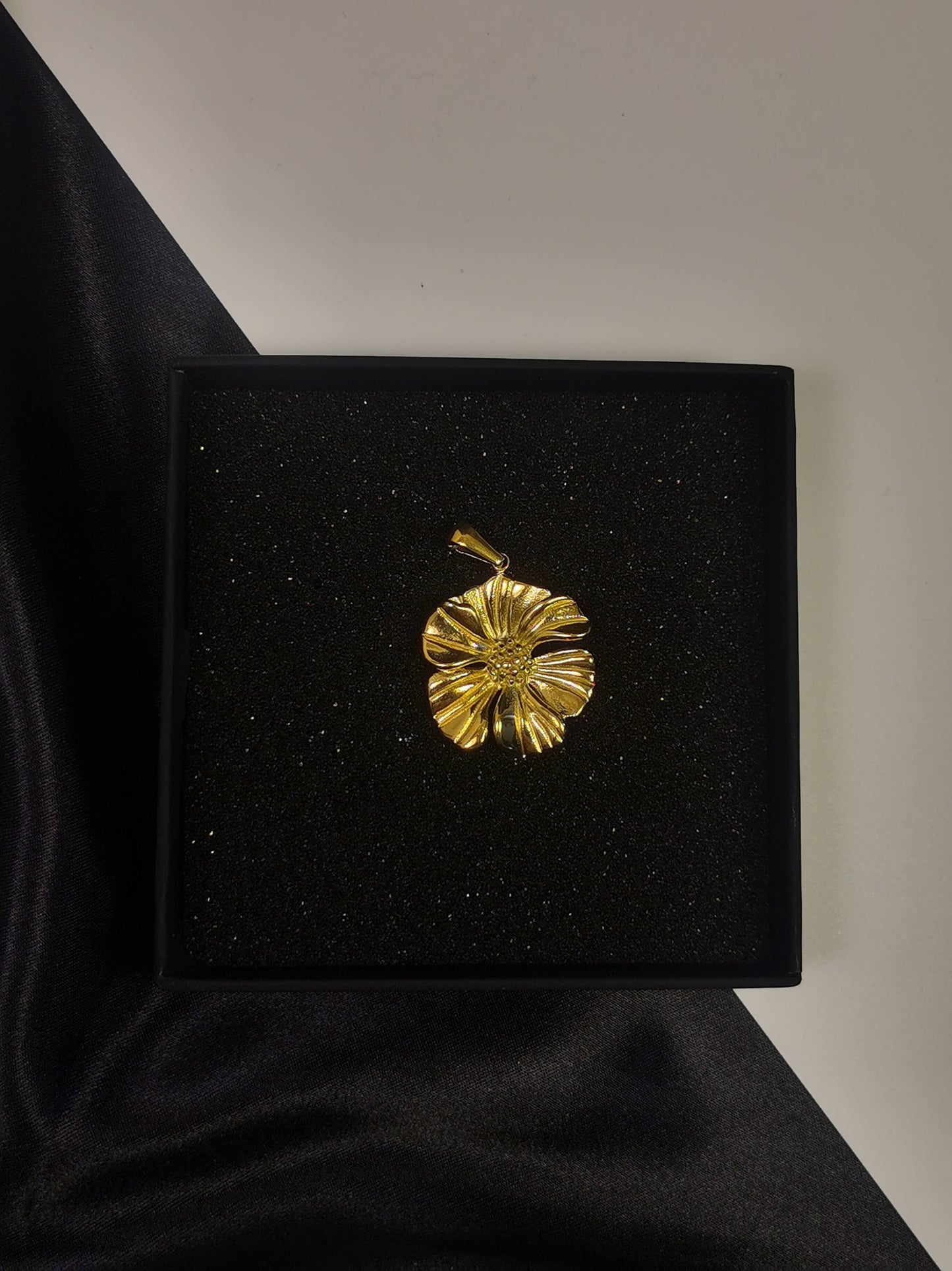 Flower element Pendant 18k gold-plated Titanium Steel Trendy Jewelry 2025 GMJP9Fl