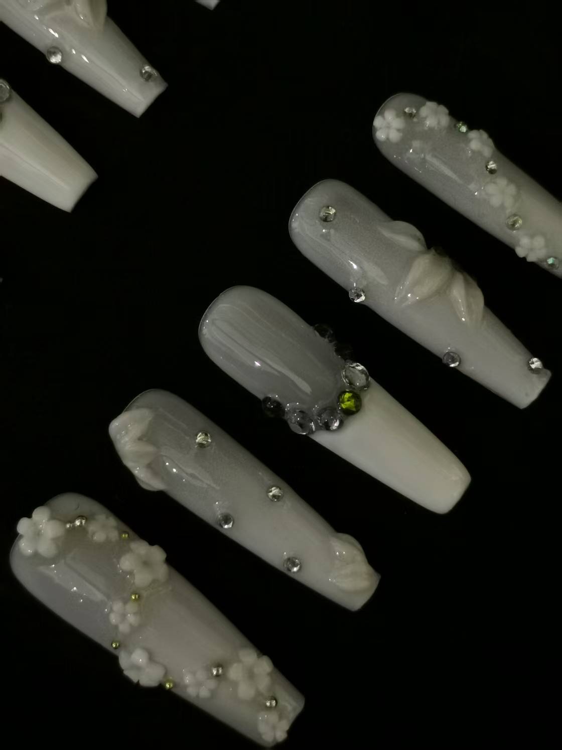 Handmade Nail art designs press on nails with 3d flower gel glue coffin stiletto square white nails with gemstones
