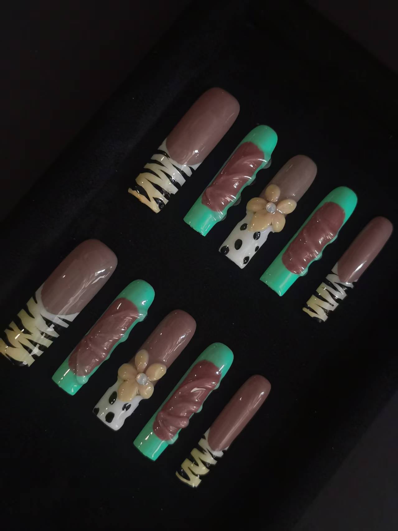  Handmade Nail art designs coffin siletto square shaped tiger print press on nails with 3d flower via gel glue 2