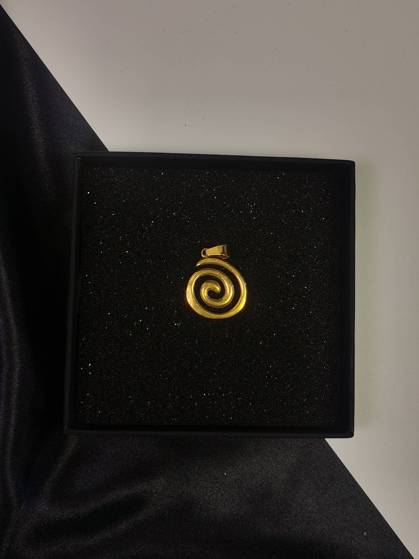 Other element Pendant 18k gold-plated Titanium Steel Trendy Jewelry 2025 GMJPOt