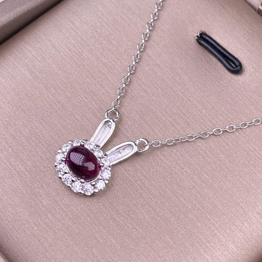 Silver necklace with a red gemstone pendant Purple-toothed black, garnet, old wax, topazS925 necklace, silver inlaid with full diamonds,s925 collarbone chain, silver-encrusted little rabbit children pendant, garnet quality, pure water flawless