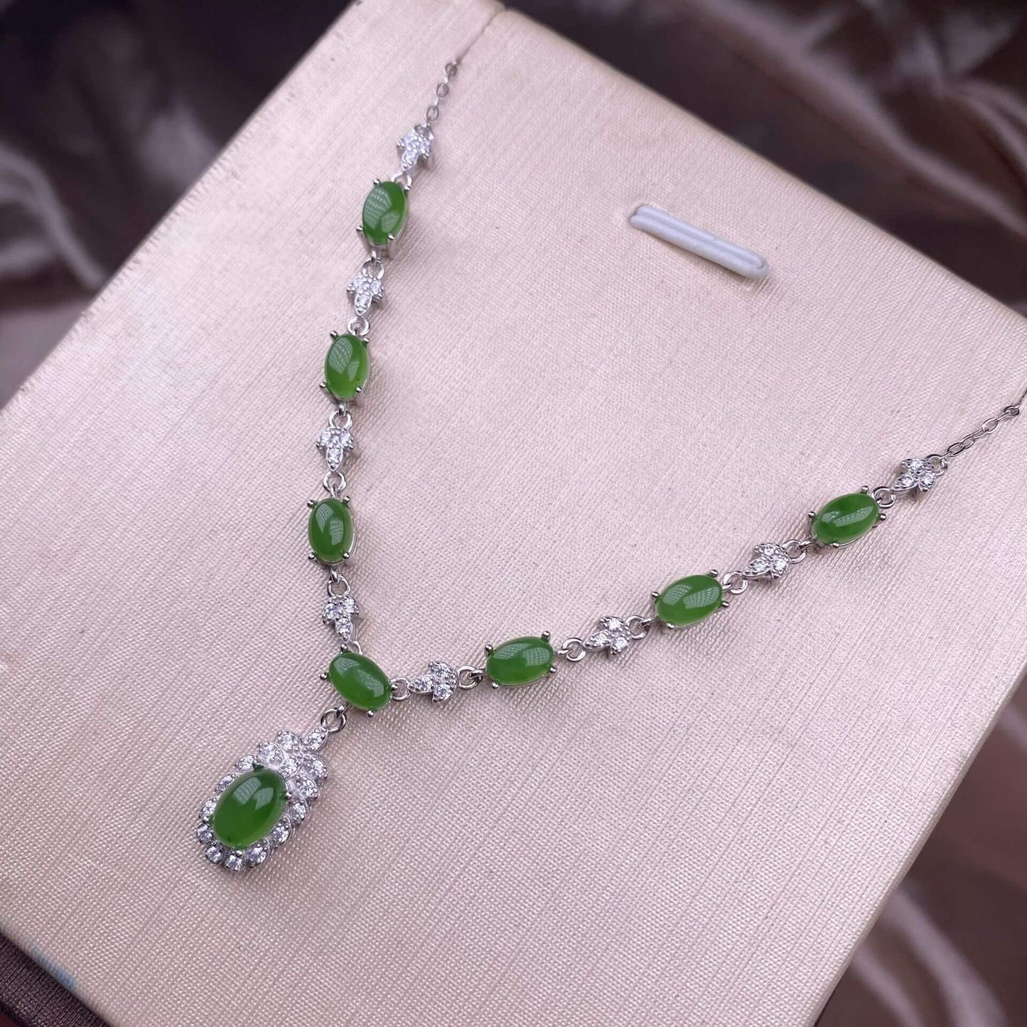 Opal/Black Opal/Turquoise/London blue topaz/Olivine/Garnet/ Hetian jade/Amethyst/Topaz S925 necklace, silver inlaid with full diamonds, exquisite light luxury evening wear chain, Opal collarbone chain, fashionable office lady